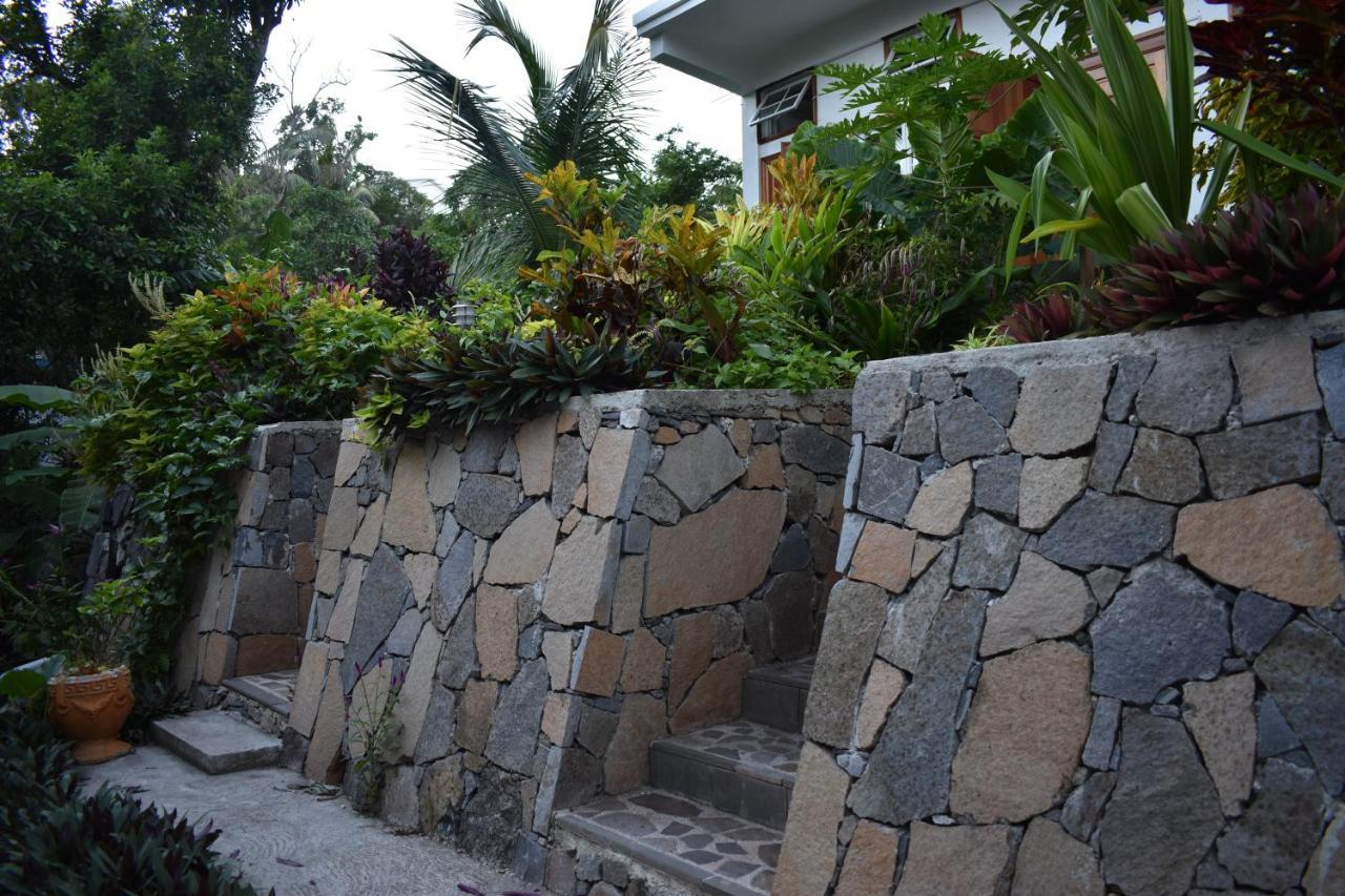 Les Antigones Bed and Breakfast Port Mathurin Exteriör bild